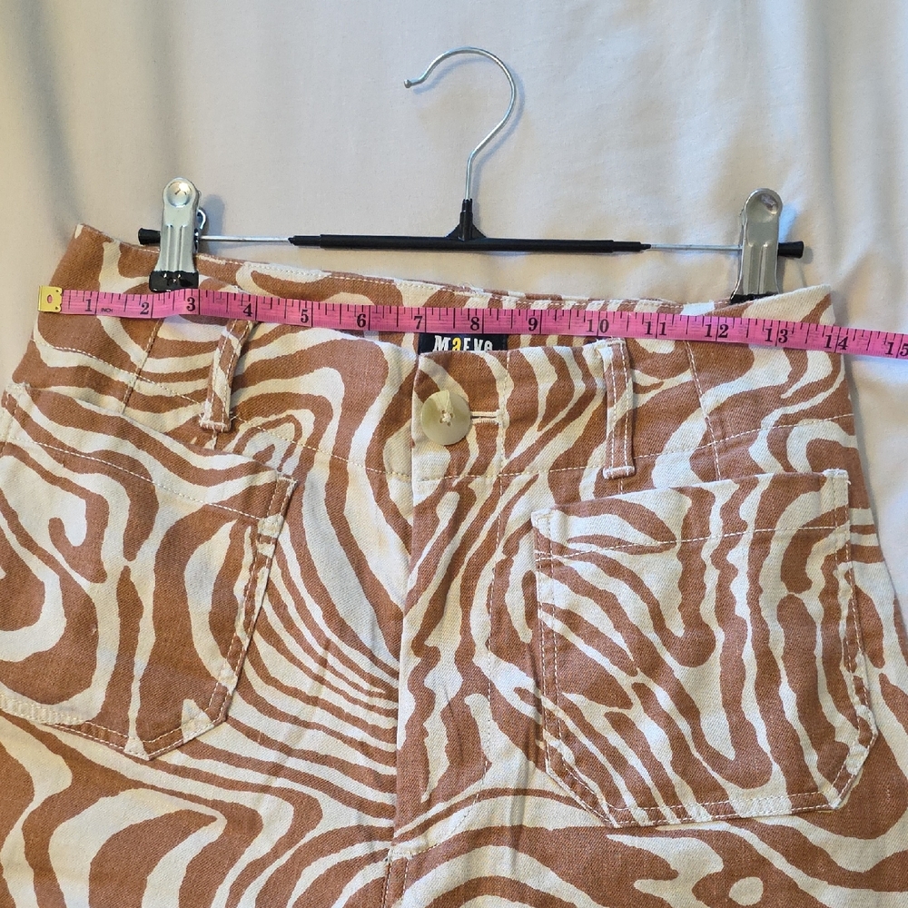 Wide-Leg Swirl Print Pants in Beige - Picture 3 of 5